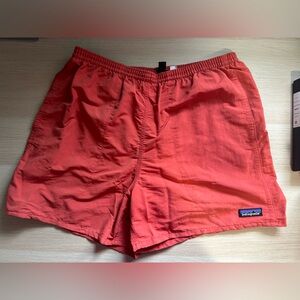 Paragonia Men’s Baggies, 5” inseam, Medium